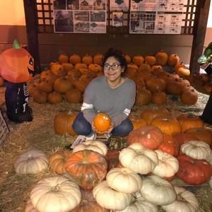 Meet your Posher, Evelyn